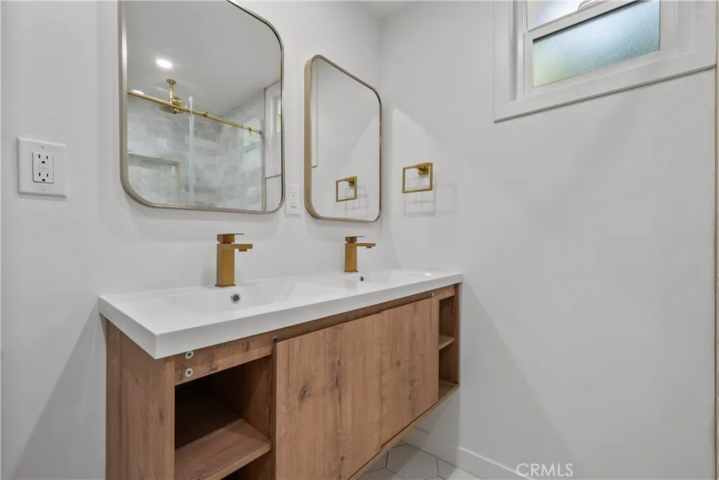 4470 Colbath Avenue, Sherman Oaks, California 91423 home-pic-20