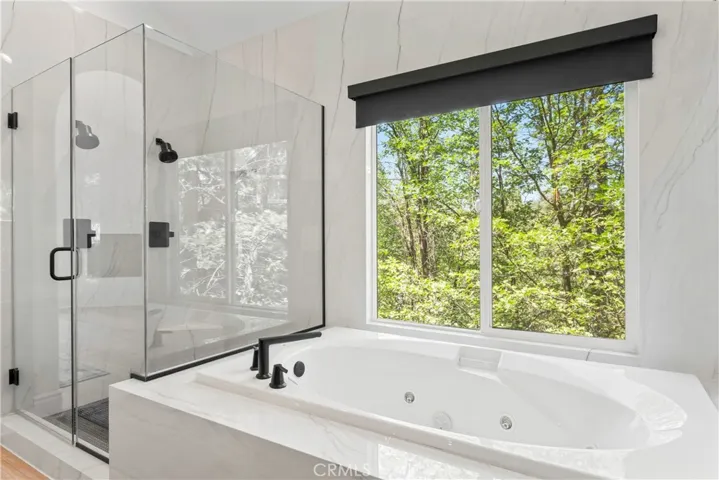 1019 Pintail Circle, Lake Arrowhead, California 92352