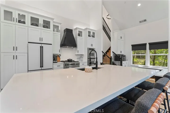 1019 Pintail Circle, Lake Arrowhead, California 92352