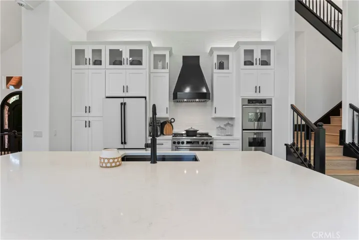 1019 Pintail Circle, Lake Arrowhead, California 92352
