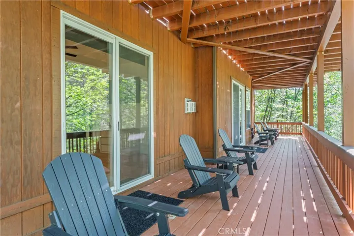 1019 Pintail Circle, Lake Arrowhead, California 92352