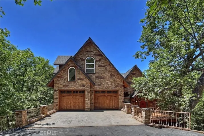 1019 Pintail Circle, Lake Arrowhead, California 92352