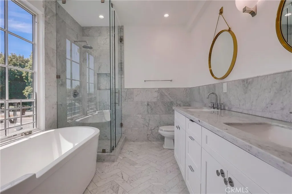 3803 Berryman Avenue, Los Angeles, California 90066 home-pic-10