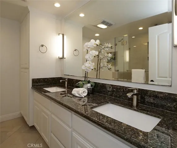 Bathroom #2