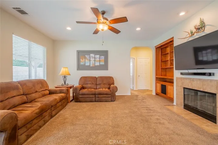5767 W Avenue K3, Lancaster, California 93536