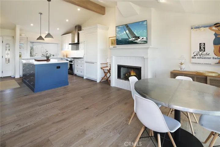 DESIGNER FINISHES THROUGHOUT