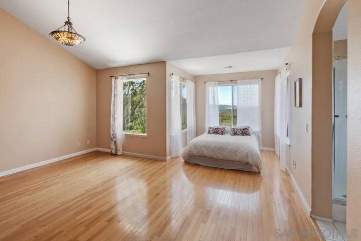 12064 Mannix Road, San Diego, California 92129