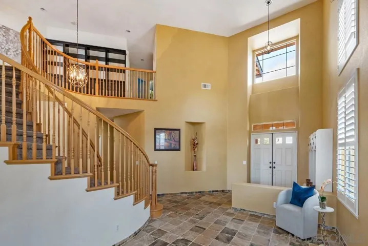 12064 Mannix Road, San Diego, California 92129