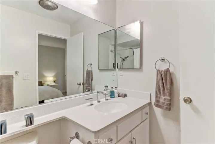 2032 E Bermuda Street 103, Long Beach, California 90814