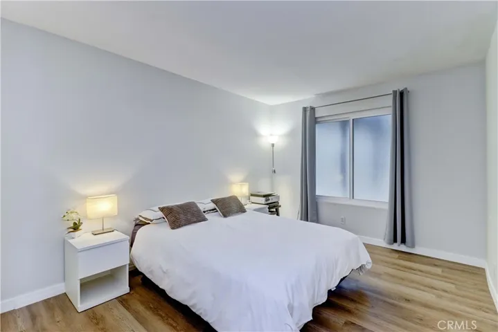 Large secondary bedroom