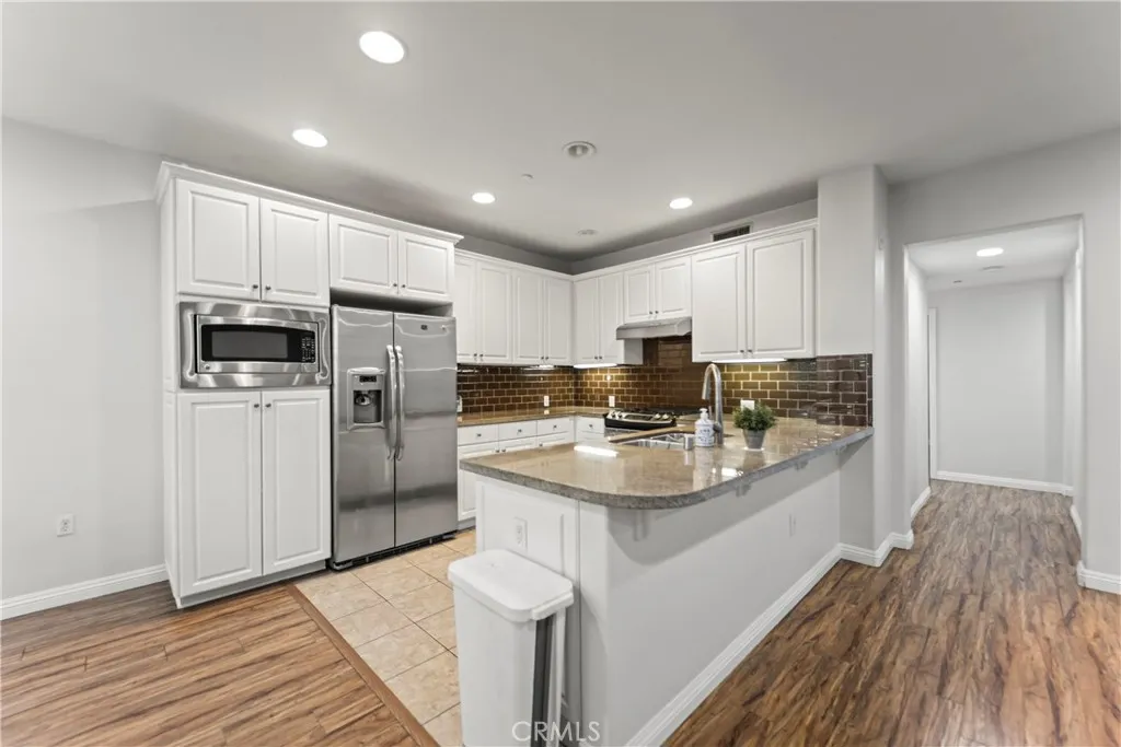 76 City Stroll, Irvine, California 92620 home-pic-7