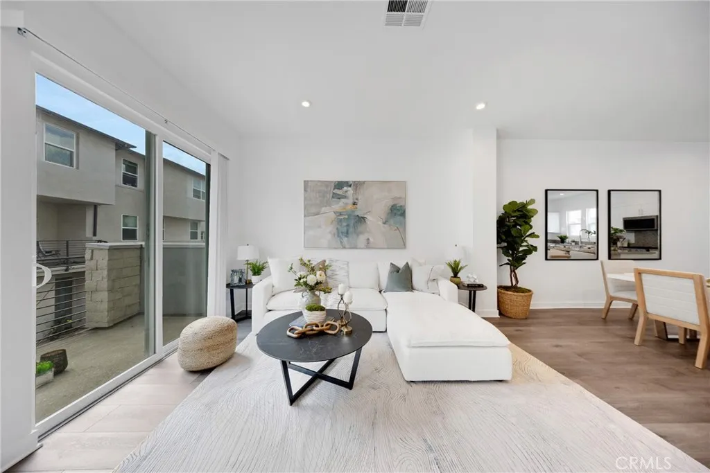 1611 W Cara Drive, Anaheim, California 92805 home-pic-6