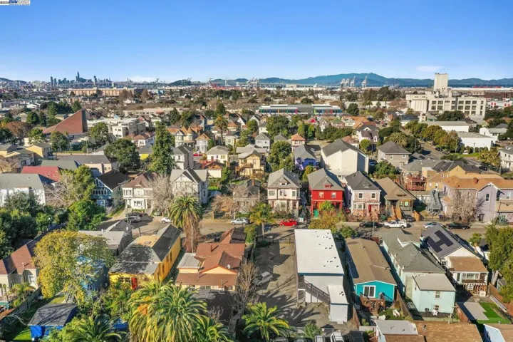 1108 Chestnut St, Oakland, California 94607