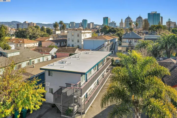 1108 Chestnut St, Oakland, California 94607