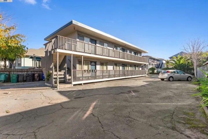 1108 Chestnut St, Oakland, California 94607