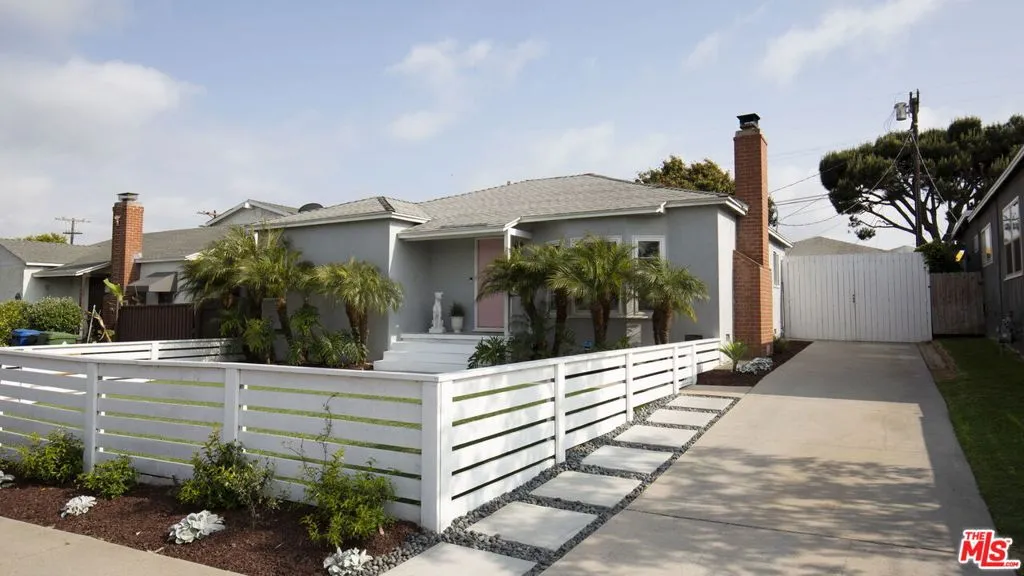 6616 W 87th Street, Los Angeles, California 90045 home-pic-1