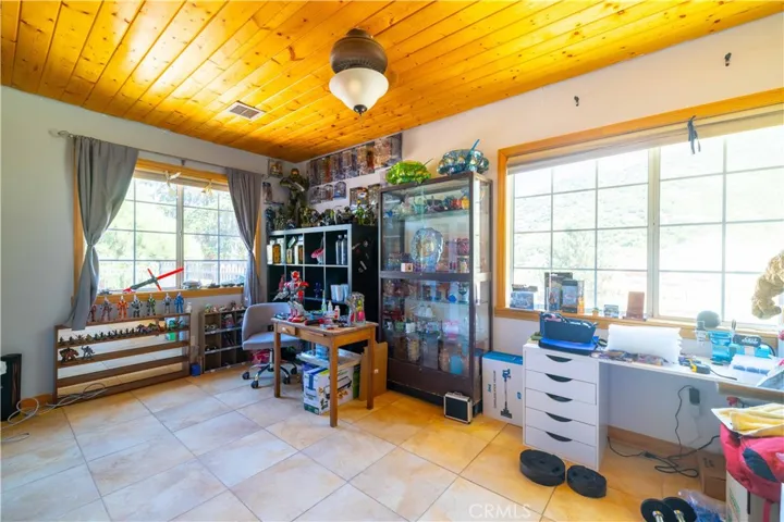 9311 Lost Valley Ranch Road, Leona Valley, California 93551
