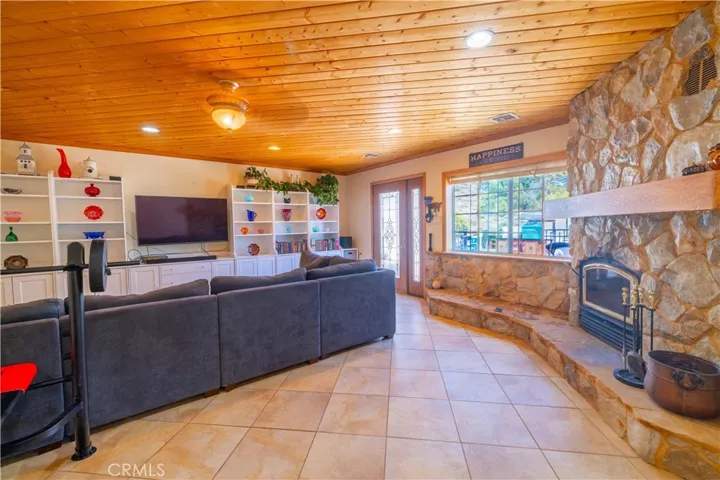 9311 Lost Valley Ranch Road, Leona Valley, California 93551