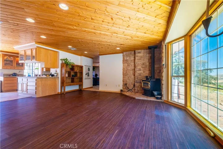 9311 Lost Valley Ranch Road, Leona Valley, California 93551