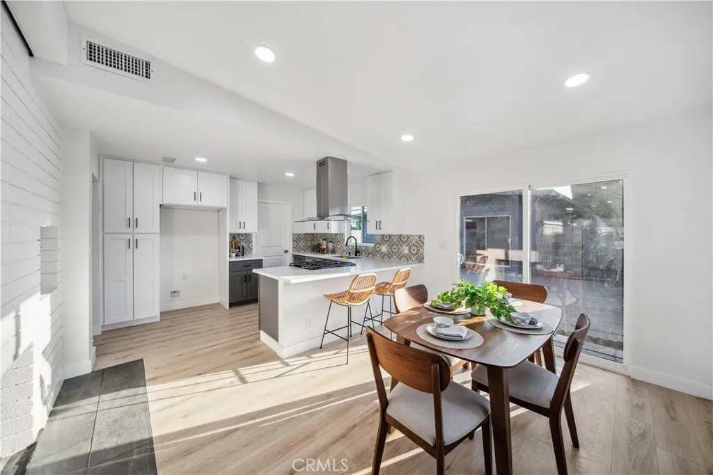 957 N Jasmine Avenue, Ontario, California 91762 home-pic-5