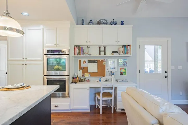25547 Meadowview Circle, Salinas, California 93908