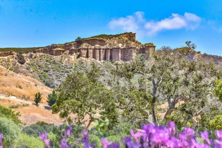 25547 Meadowview Circle, Salinas, California 93908