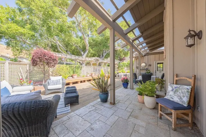 25547 Meadowview Circle, Salinas, California 93908