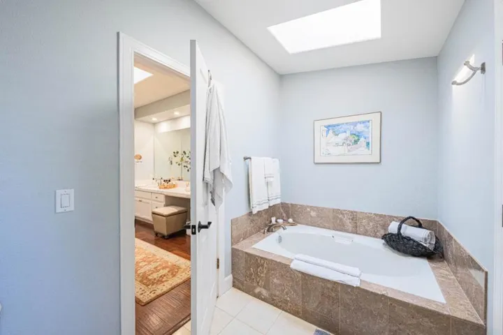 25547 Meadowview Circle, Salinas, California 93908