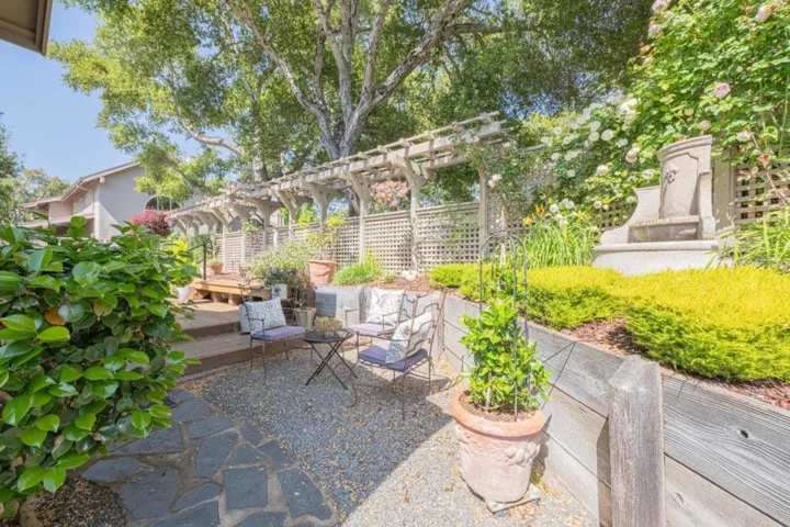 25547 Meadowview Circle, Salinas, California 93908