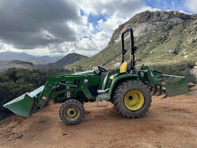 TRACTOR SOLD SEPARATELY    Inquire with Listing Agent