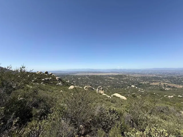 17441 Dos Picos Park Road, Ramona, California 92065