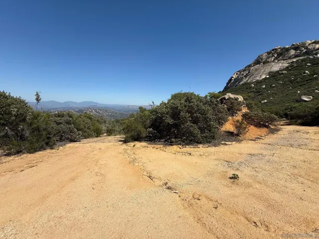 17441 Dos Picos Park Road, Ramona, California 92065