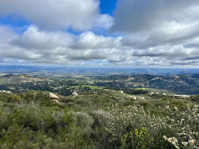 17441 Dos Picos Park Road, Ramona, California 92065