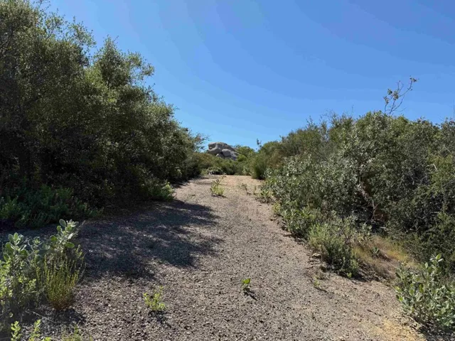 17441 Dos Picos Park Road, Ramona, California 92065