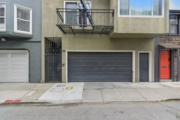66 Magnolia Street 2, San Francisco, California 94123