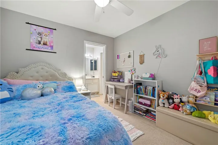 27625 Mariposa Lane, Castaic, California 91384