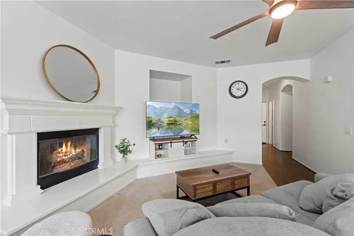 27625 Mariposa Lane, Castaic, California 91384