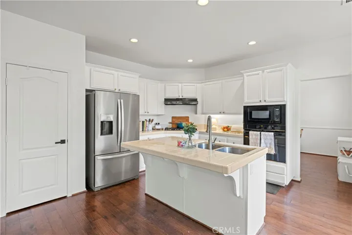27625 Mariposa Lane, Castaic, California 91384