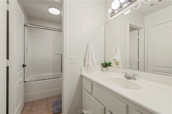27625 Mariposa Lane, Castaic, California 91384