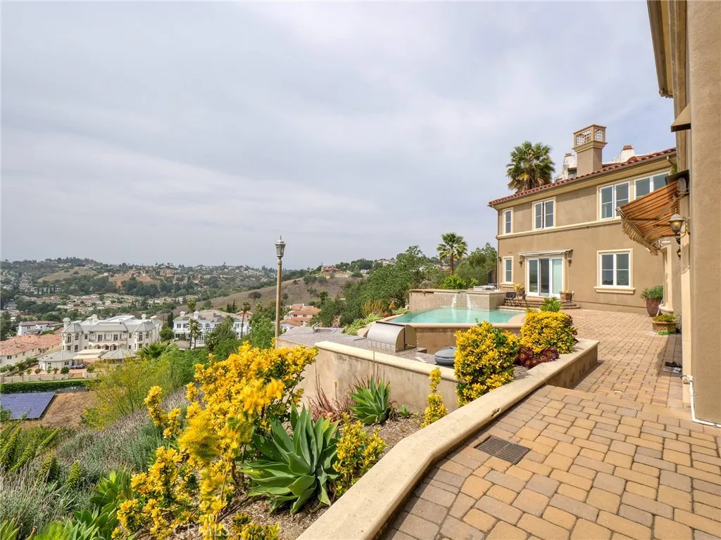 22189 Rim Fire Lane, Diamond Bar, California 91765 home-pic-13