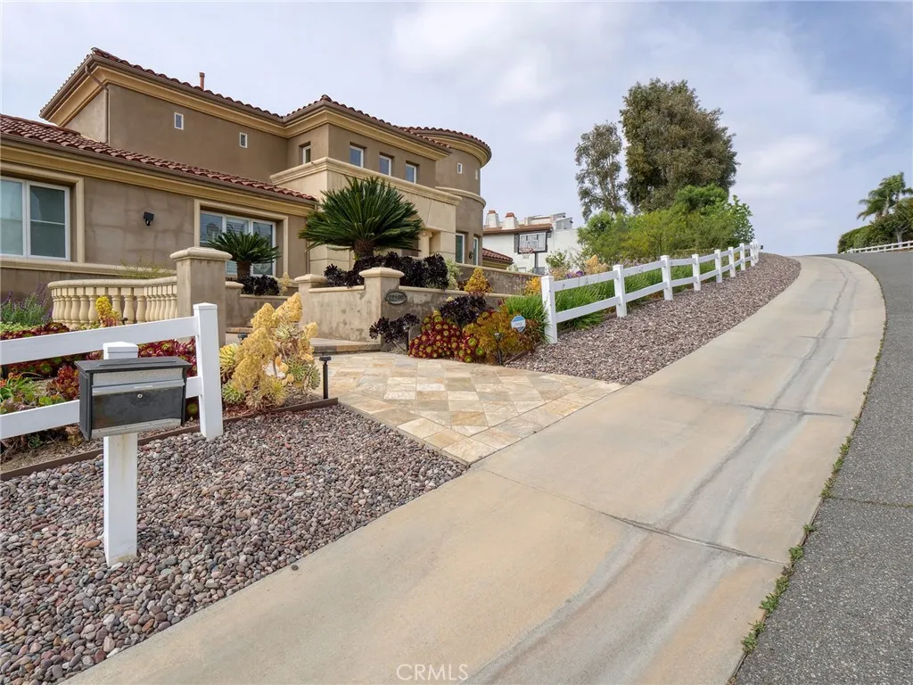22189 Rim Fire Lane, Diamond Bar, California 91765 home-pic-4
