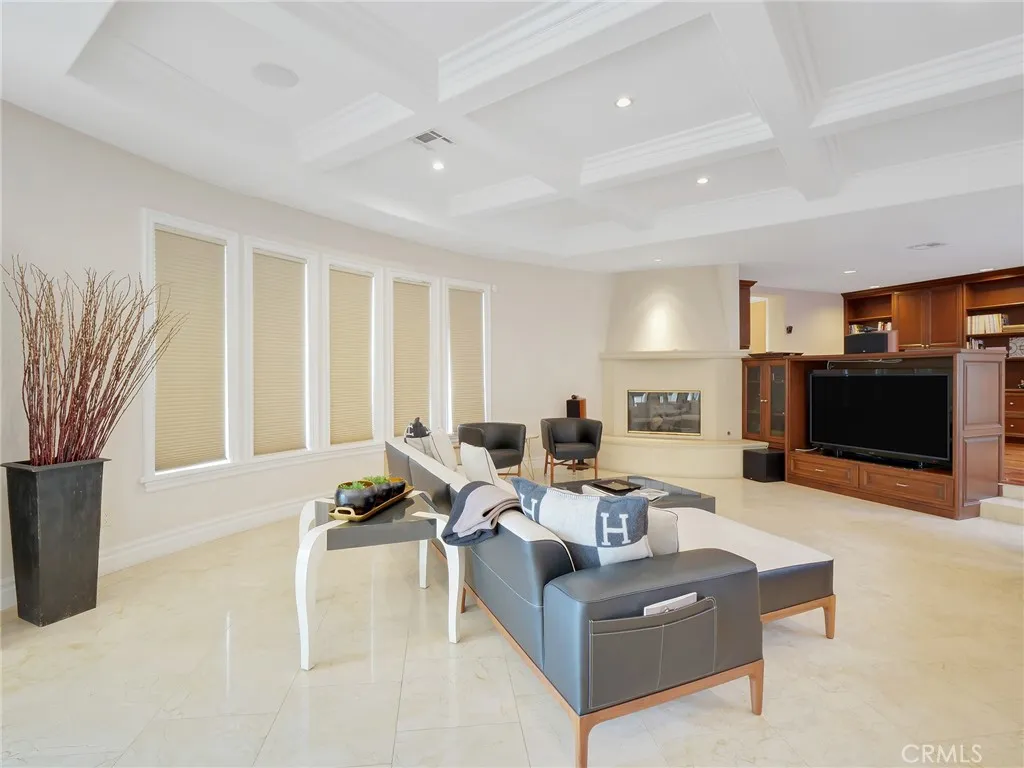 22189 Rim Fire Lane, Diamond Bar, California 91765 home-pic-22