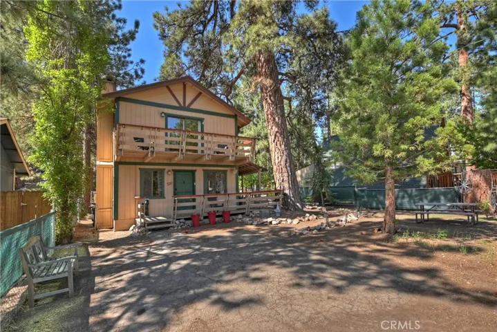 320 W Aeroplane Boulevard, Big Bear City, California 92314