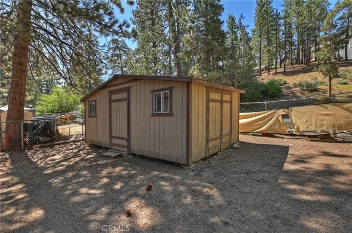 320 W Aeroplane Boulevard, Big Bear City, California 92314