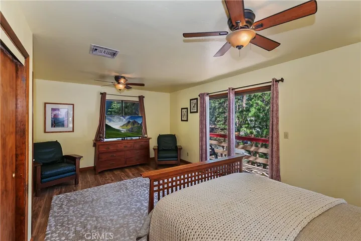 320 W Aeroplane Boulevard, Big Bear City, California 92314