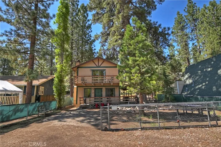 320 W Aeroplane Boulevard, Big Bear City, California 92314