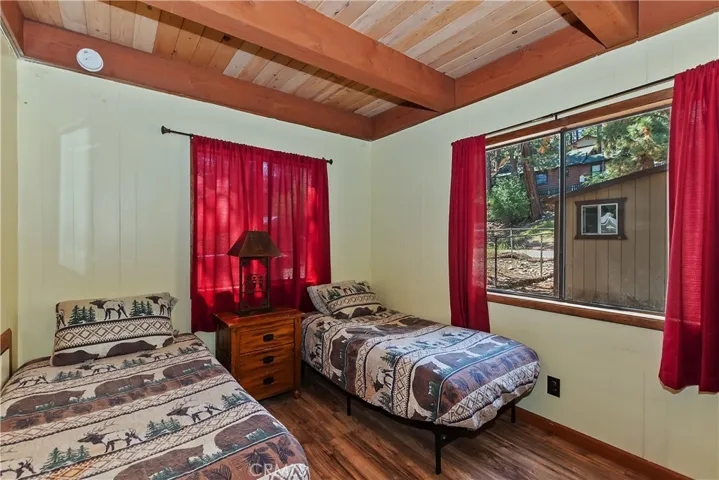 320 W Aeroplane Boulevard, Big Bear City, California 92314