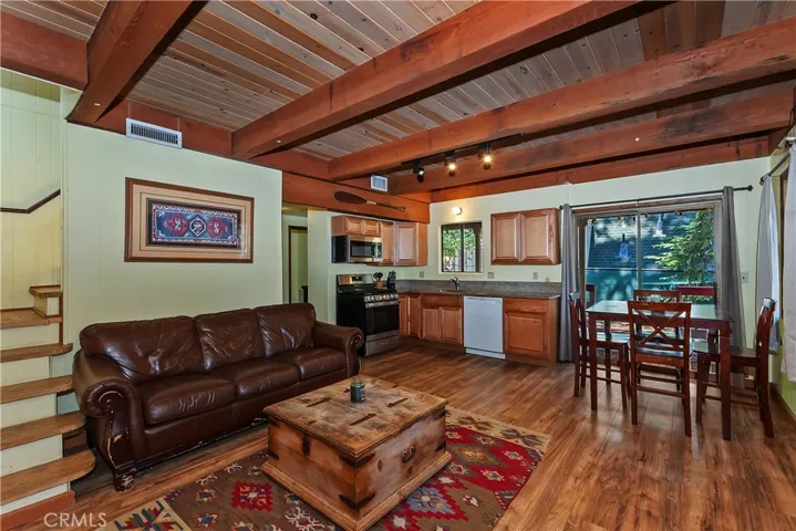 320 W Aeroplane Boulevard, Big Bear City, California 92314