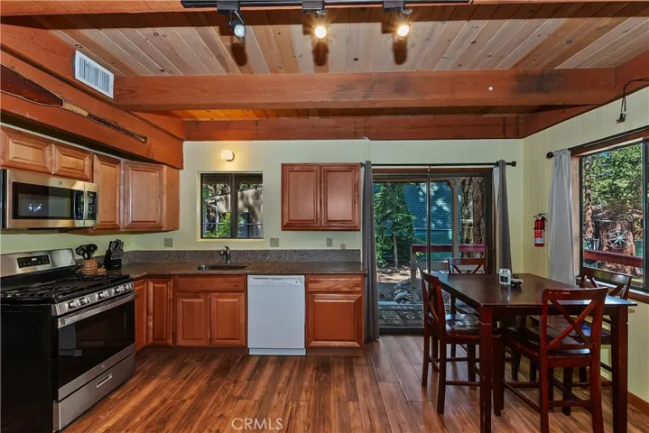 320 W Aeroplane Boulevard, Big Bear City, California 92314