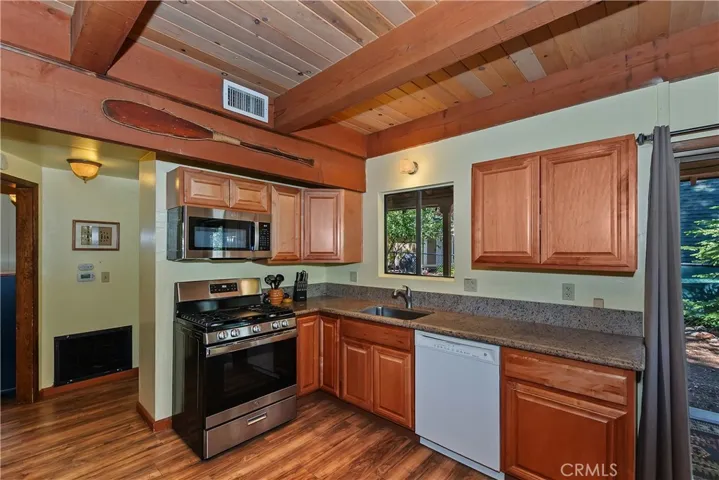 320 W Aeroplane Boulevard, Big Bear City, California 92314